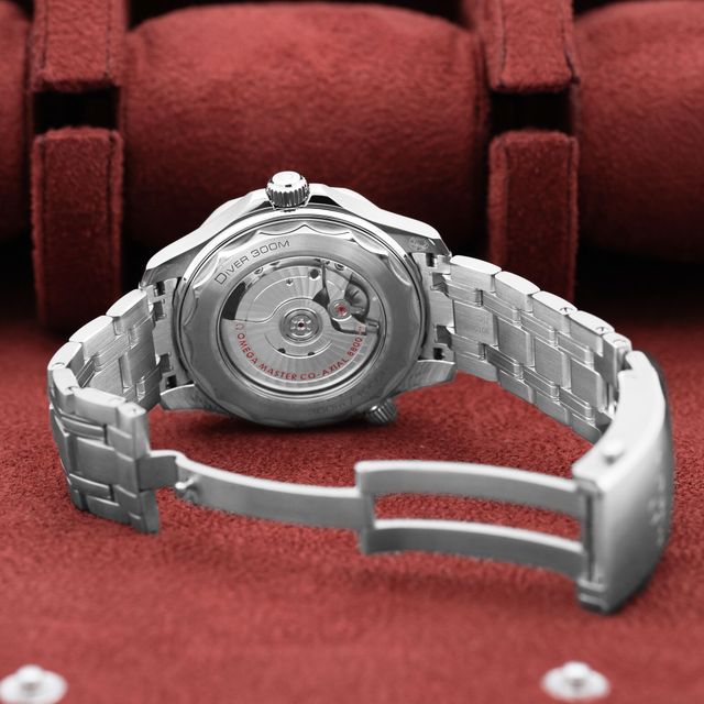 Omega Seamaster Diver 300m 210.30.42.20.04.001 Image 4